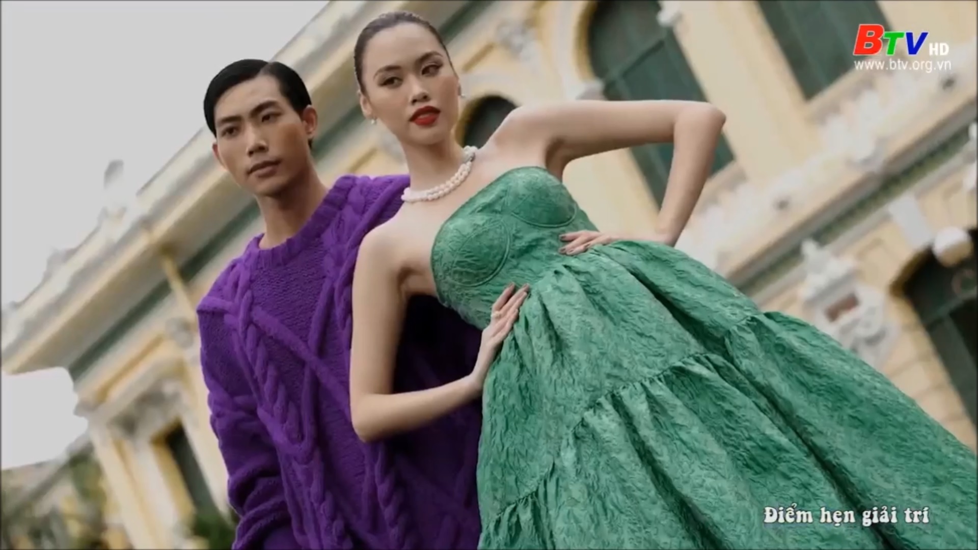 Bộ đôi nhà thiết kế quảng bá thời trang với văn hóa TP.Hồ Chí Minh